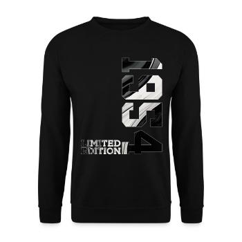 ÉDITION LIMITÉE 72E ANNIVERSAIRE 1954 - Sweat-shirt Unisexe - noir - Devant - Alina (178cm) & Michal (187cm)