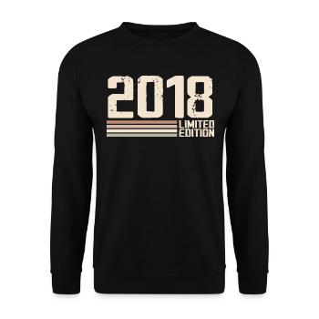 2018 Jahrgang 2018 Geburtstag 2018 Retro 2018 - Unisex Pullover - Schwarz - Vorne - Alina (178cm) & Michal (187cm)