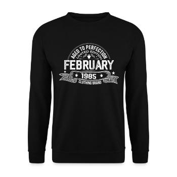 February 1985 - February 1985 Birthday 1985 Retro - Unisex Sweatshirt - black - Front - Alina (178cm) & Michal (187cm)
