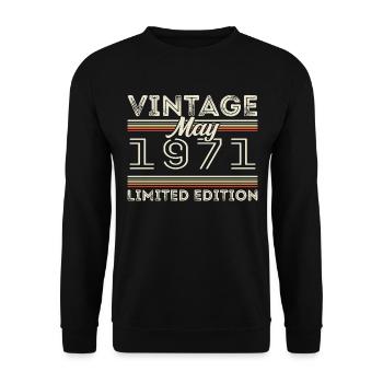 Mai 1971 Geburtstag 1971, Legendär seit Mai 1971 - Unisex Pullover - Schwarz - Vorne - Alina (178cm) & Michal (187cm)