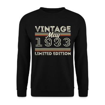 May 1983 Birthday 1983, Legendary since May 1983 - Unisex Sweatshirt - black - Front - Alina (178cm) & Michal (187cm)