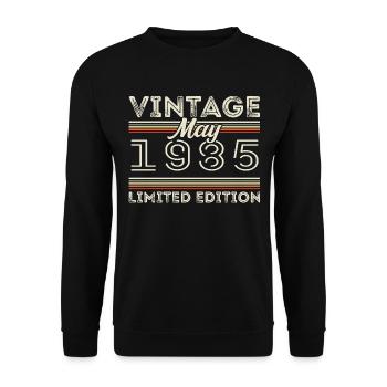 May 1985 Birthday 1985, Legendary since May 1985 - Unisex Sweatshirt - black - Front - Alina (178cm) & Michal (187cm)