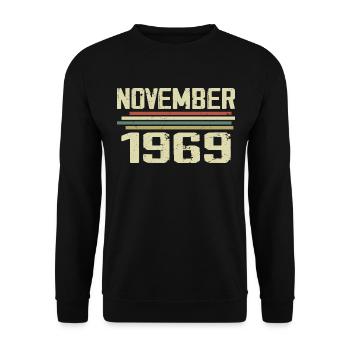 Jahrgang November 1969 vintage Retro November 1969 - Unisex Pullover - Schwarz - Vorne - Alina (178cm) & Michal (187cm)