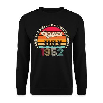 Awesome since July 1952 70th Birthday Men's Fun - Unisex Sweatshirt - black - Front - Alina (178cm) & Michal (187cm)