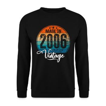 Vintage Made in 2006 Year of Birth 2006 Birthday - Unisex Sweatshirt - black - Front - Alina (178cm) & Michal (187cm)