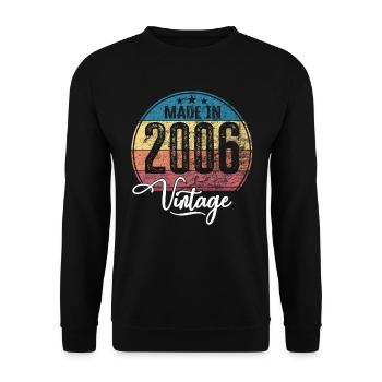 Vintage Made in 2006 Year of Birth 2006 Birthday - Unisex Sweatshirt - black - Front - Alina (178cm) & Michal (187cm)