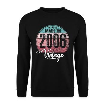 Vintage Made in 2006 Year of Birth 2006 Birthday - Unisex Sweatshirt - black - Front - Alina (178cm) & Michal (187cm)