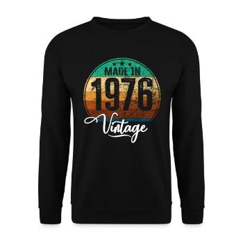 Vintage Made in 1976 Year of birth 1976 Birthday - Unisex Sweatshirt - black - Front - Alina (178cm) & Michal (187cm)