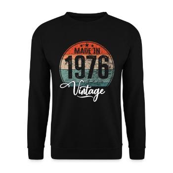 Vintage Made in 1976 Year of birth 1976 Birthday - Unisex Sweatshirt - black - Front - Alina (178cm) & Michal (187cm)