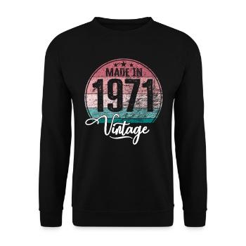 Vintage Made in 1971 Year of birth 1971 Birthday - Unisex Sweatshirt - black - Front - Alina (178cm) & Michal (187cm)