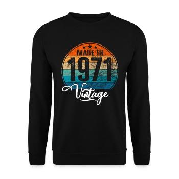 Vintage Made in 1971 Year of birth 1971 Birthday - Unisex Sweatshirt - black - Front - Alina (178cm) & Michal (187cm)