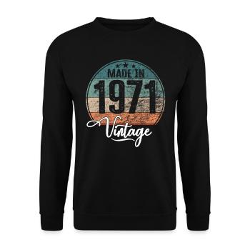 Vintage Made in 1971 Year of birth 1971 Birthday - Unisex Sweatshirt - black - Front - Alina (178cm) & Michal (187cm)