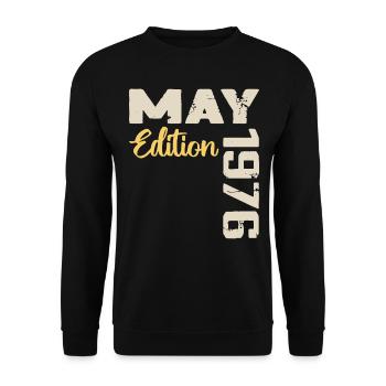 May 1976 Birthday May 1976 Gift May 1976 May - Unisex Sweatshirt - black - Front - Alina (178cm) & Michal (187cm)
