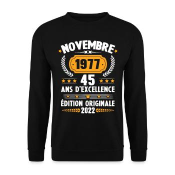 Cadeau D'anniversaire Rétro 45 Ans Novembre 1977 - Sweat-shirt Unisexe - noir - Devant - Alina (178cm) & Michal (187cm)