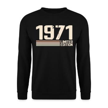 1971 Jahrgang 1971 Geburtstag 1971 Retro 1971 - Unisex Pullover - Schwarz - Vorne - Alina (178cm) & Michal (187cm)