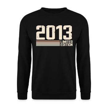 2013 Jahrgang 2013 Geburtstag 2013 Retro 2013 - Unisex Pullover - Schwarz - Vorne - Alina (178cm) & Michal (187cm)