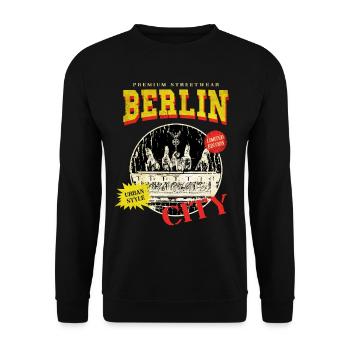 Berlin Germany City Skyline Vintage Retro - Unisex Sweatshirt - black - Front - Alina (178cm) & Michal (187cm)