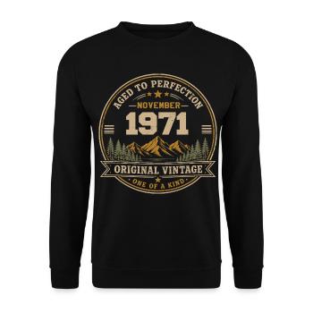 November 1971 Vintage Mountain Retro November 1971 - Unisex Pullover - Schwarz - Vorne - Alina (178cm) & Michal (187cm)