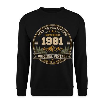 November 1981 Vintage Mountain Retro November 1981 - Unisex Pullover - Schwarz - Vorne - Alina (178cm) & Michal (187cm)