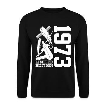 HAIRSTYLIST 1973 STYLIST 53. GEBURTSTAG FRISEUR - Unisex Pullover - Schwarz - Vorne - Alina (178cm) & Michal (187cm)