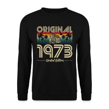 1973 Birthday born in 1973 Retro Vintage - Unisex Sweatshirt - black - Front - Alina (178cm) & Michal (187cm)
