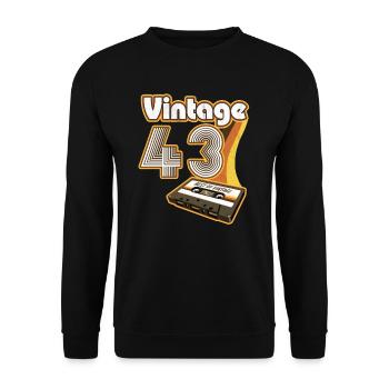 1943 Birthday Born In 1943 Retro Vintage - Unisex Sweatshirt - black - Front - Alina (178cm) & Michal (187cm)