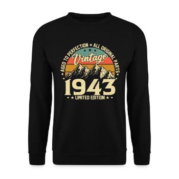 Aged to Perfection 1943 81st Birthday Vintage - Unisex Sweatshirt - black - Front - Alina (178cm) & Michal (187cm)