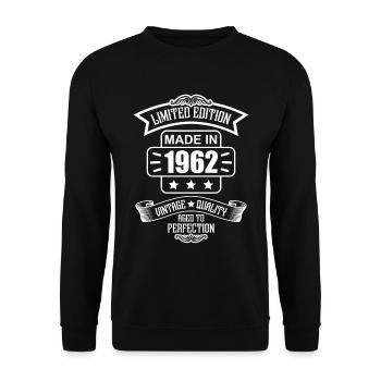 Made in 1962 Vintage Limited Edition 60 Jahre - Unisex Pullover - Schwarz - Vorne - Alina (178cm) & Michal (187cm)