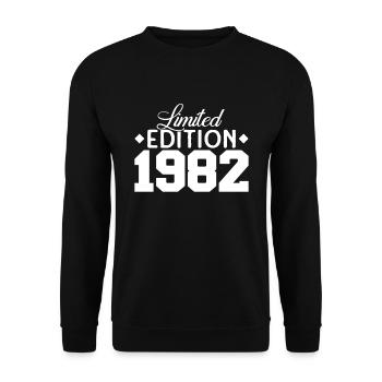 Born 1982 Retro 41st Birthday Limited - Unisex Sweatshirt - black - Front - Alina (178cm) & Michal (187cm)