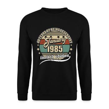 40. Geburtstag Januar 1985 Jahrgang 40 Jahre - Unisex Pullover - Schwarz - Vorne - Alina (178cm) & Michal (187cm)