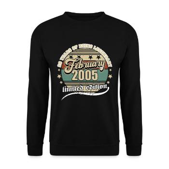 20. Geburtstag Februar 2005 Jahrgang 20 Jahre - Unisex Pullover - Schwarz - Vorne - Alina (178cm) & Michal (187cm)
