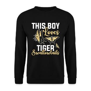 Dieser Junge Liebt Tiger Schwalbenschwänze - Unisex Pullover - Schwarz - Vorne - Alina (178cm) & Michal (187cm)