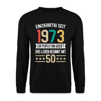 Legendär seit 1973 50 Jahre 50. Geburtstag - Unisex Pullover - Schwarz - Vorne - Alina (178cm) & Michal (187cm)