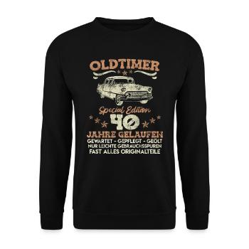 Oldtimer 40 Jahre gelaufen 40. Geburtstag Männer - Unisex Pullover - Schwarz - Vorne - Alina (178cm) & Michal (187cm)