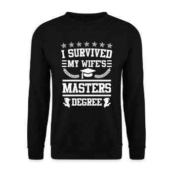 Ich habe überlebt Frau Master Abschluss - Unisex Pullover - Schwarz - Vorne - Alina (178cm) & Michal (187cm)