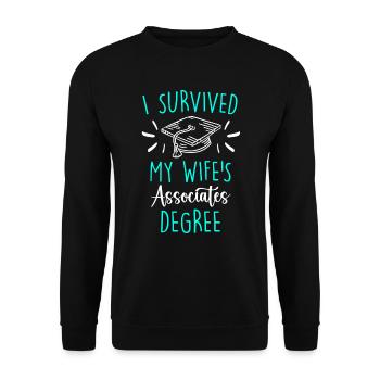 Überlebt Meine Frau hat einen College Abschluss - Unisex Pullover - Schwarz - Vorne - Alina (178cm) & Michal (187cm)