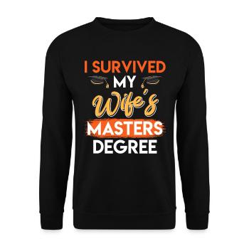 Survived Meine Frau hat einen Master Abschluss - Unisex Pullover - Schwarz - Vorne - Alina (178cm) & Michal (187cm)
