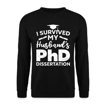 Überlebt Mein Mann hat einen Doktor Doktortitel - Unisex Pullover - Schwarz - Vorne - Alina (178cm) & Michal (187cm)