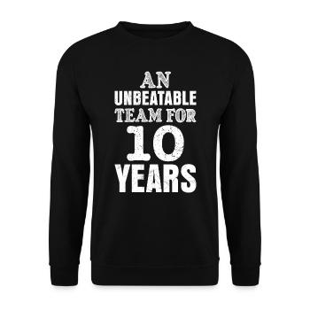 A team for 10 years rose wedding - Unisex Sweatshirt - black - Front - Alina (178cm) & Michal (187cm)