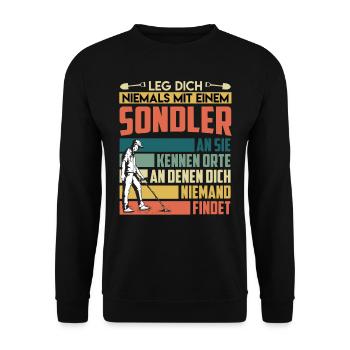 Leg dich nie mit einem Sondler an Sondengänger - Unisex Pullover - Schwarz - Vorne - Alina (178cm) & Michal (187cm)