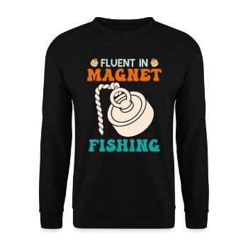 Magnetfischer Fluent in Magnetfishing Magnetangler - Unisex Pullover - Schwarz - Vorne - Alina (178cm) & Michal (187cm)