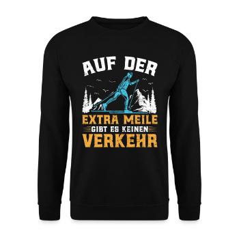 Ski Touring Auf der Extra Meile kein Verkehr - Unisex Pullover - Schwarz - Vorne - Alina (178cm) & Michal (187cm)