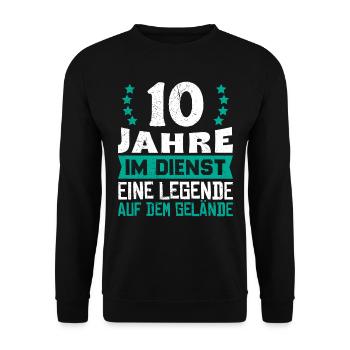 10 Jahre Dienst Eine Legende auf dem Gelände - Unisex Pullover - Schwarz - Vorne - Alina (178cm) & Michal (187cm)