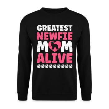 Terre-Neuve GREATEST NEWFIE MOM ALIVE Drôle - Sweat-shirt Unisexe - noir - Devant - Alina (178cm) & Michal (187cm)