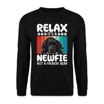 Newfoundland RELAX IT'S A NEWFIE NOT A BEAR - Unisex Sweatshirt - black - Front - Alina (178cm) & Michal (187cm)