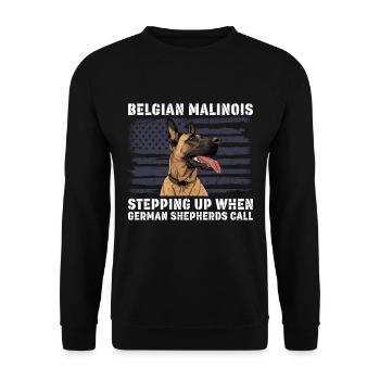 BELGIAN MALINOIS STEPPING UP WHEN SHEPHERDS CALL - Unisex Pullover - Schwarz - Vorne - Alina (178cm) & Michal (187cm)