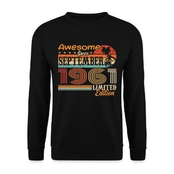 September 1961 - Birthday 1961 September - Unisex Sweatshirt - black - Front - Alina (178cm) & Michal (187cm)
