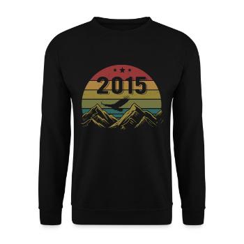 2015 Jahrgang Geburtstag 2015 Retro Geschenkidee - Unisex Pullover - Schwarz - Vorne - Alina (178cm) & Michal (187cm)