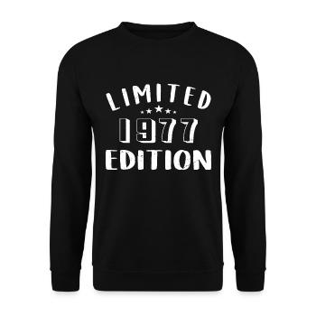 Birthday 1977 Limited Edition 1977 - Unisex Sweatshirt - black - Front - Alina (178cm) & Michal (187cm)