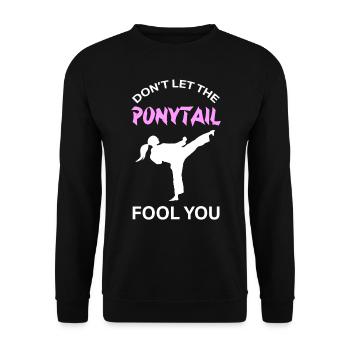 Karate-Mädchen, Karate-Sport - Unisex Pullover - Schwarz - Vorne - Alina (178cm) & Michal (187cm)